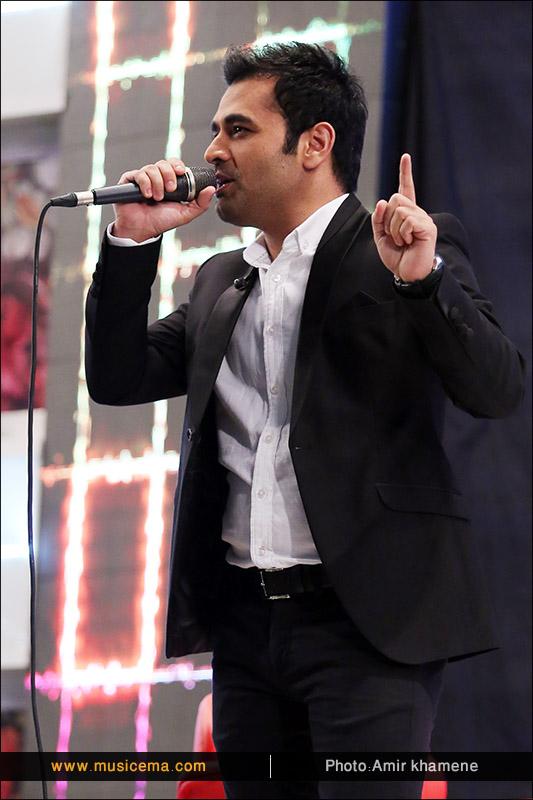 http://www.musicema.com/sites/default/files/styles/node_gallery_display/public/node_gallery/Meysam%20Ebrahimi%20%285%29.JPG