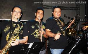 عکسهایی از متن و حاشیه کنسرت امید حاجیلی - 1 عکسهایی از متن و حاشیه کنسرت امید حاجیلی - 1