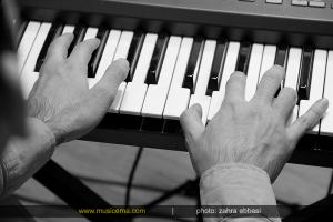 «مهدی مدرس» از بیماران مبتلا به دیستروفی در تمرین ارکسترش میزبانی کرد «مهدی مدرس» از بیماران مبتلا به دیستروفی در تمرین ارکسترش میزبانی کرد