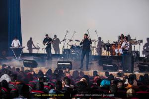 کنسرت مهدی مدرس - شاهین شهر اصفهان (اسفند 1393) کنسرت مهدی مدرس - شاهین شهر اصفهان (اسفند 1393)