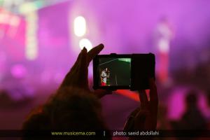 عکس‌هایی از حاشیه‌های کنسرت سیروان خسروی در برج میلاد