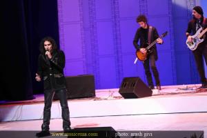 اجرای رضا یزدانی در افتتاحیه جشنواره فیلم فجر