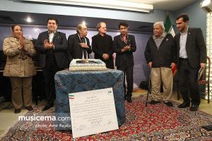 مراسم تولد استاد حسین خواجه امیری در روزنامه ایران